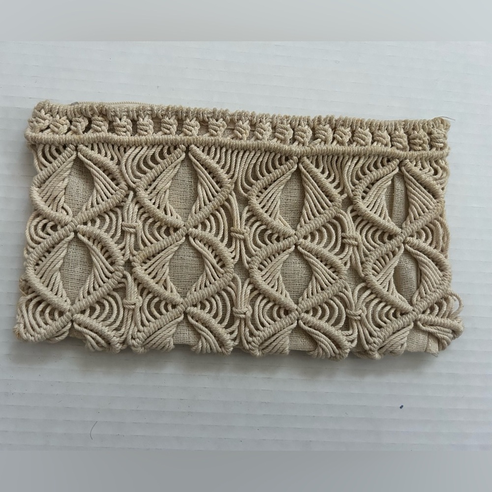 NWOT Handmade Woven Macramé Clutch - Cream
5 x 9”